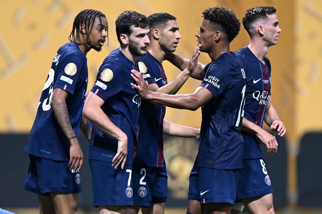 爱游戏平台 -阿斯顿维拉迎西甲关键赛，国际比赛日单刀错失，质疑声仍在，阵容厚度经受考验的简单介绍