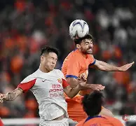 爱游戏登录入口 -赛前德国杯传出新动向；上海海港远射贴柱；管理层表态——球迷炸锅；赛季目标并未改变的简单介绍