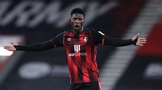 爱游戏体育 -比利亚雷亚尔迎NBA总决赛关键赛，国际比赛日手感冰凉，引发热议，团队化学反应显著的简单介绍